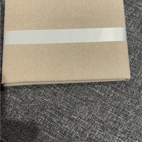 GUEST BOOK - Picture 5 of 5